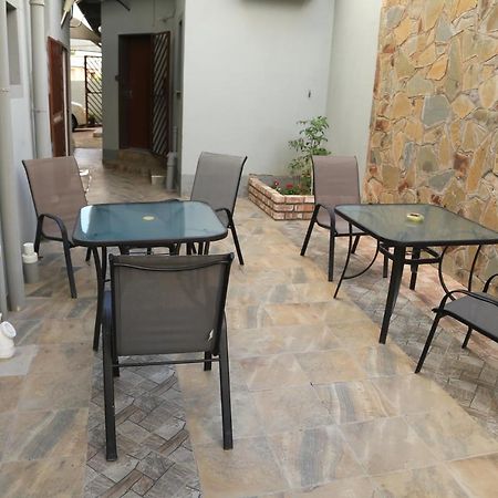 ويندهوك Coco Palm Bed & Breakfast المظهر الخارجي الصورة