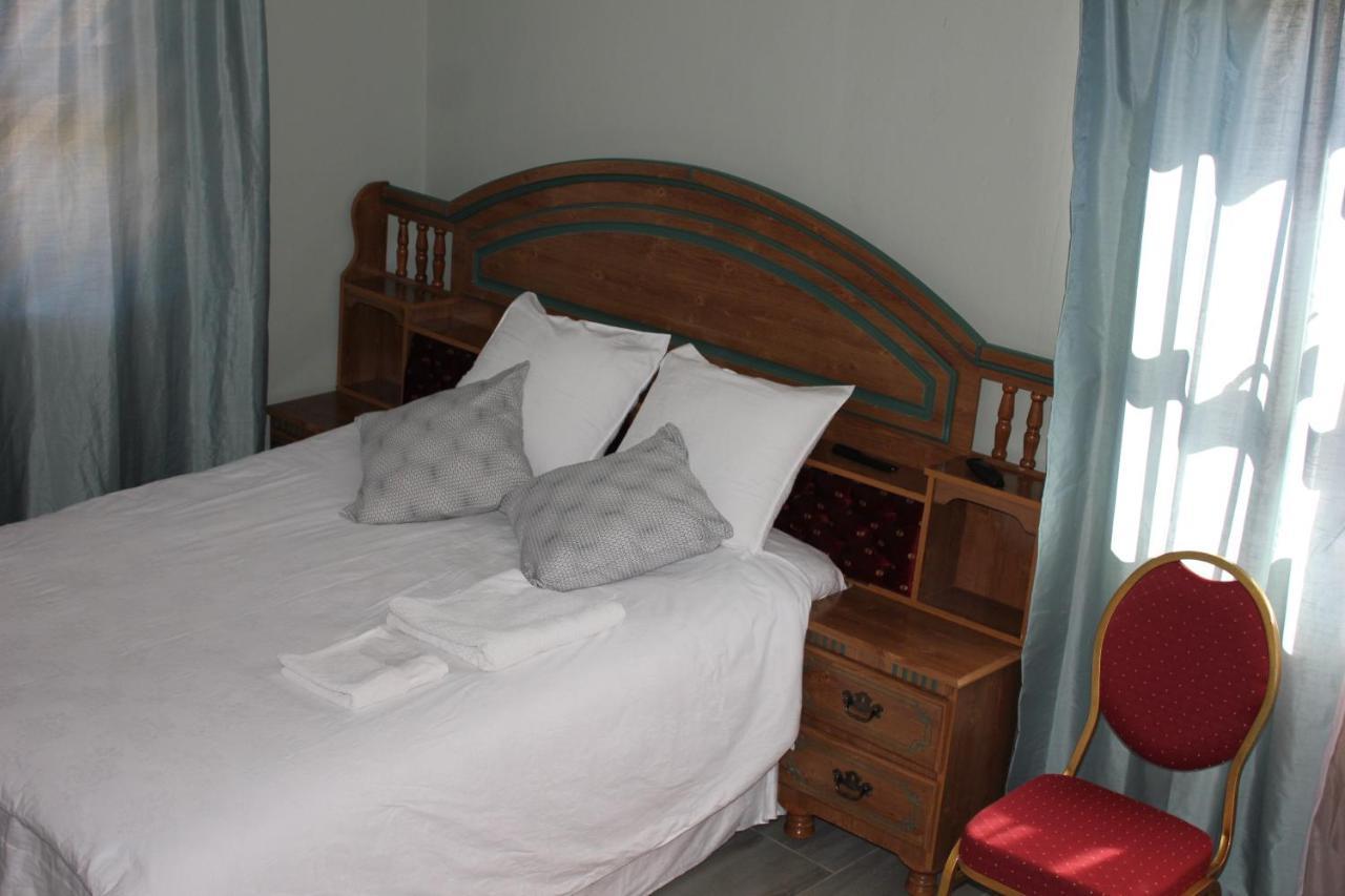 ويندهوك Coco Palm Bed & Breakfast المظهر الخارجي الصورة