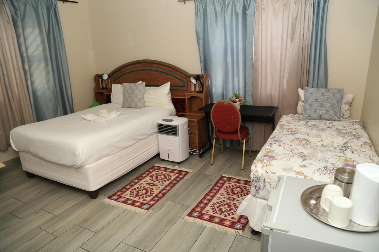 ويندهوك Coco Palm Bed & Breakfast المظهر الخارجي الصورة